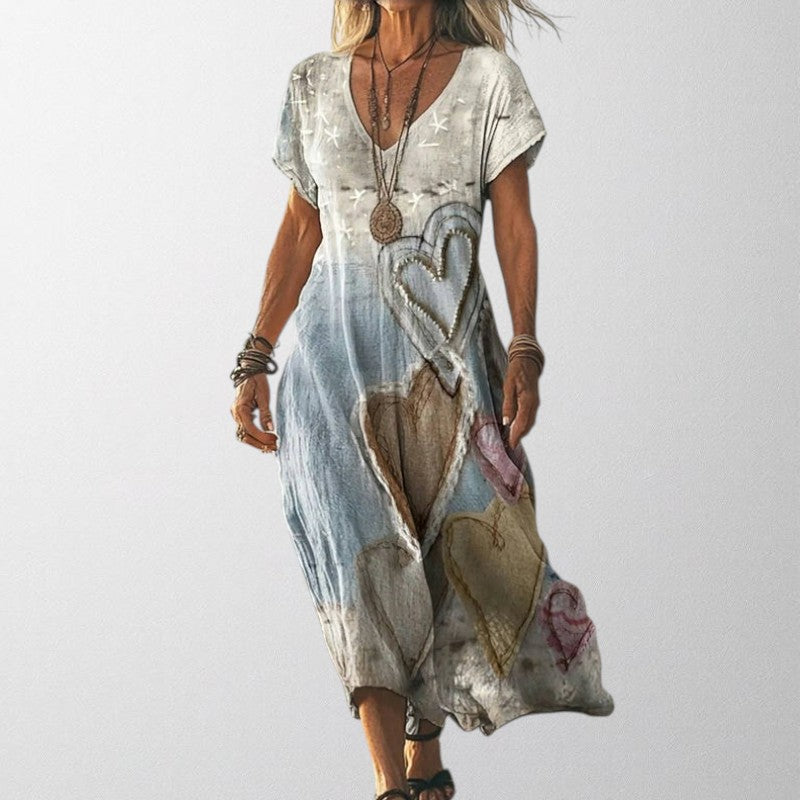 Olivia - Vintage Dress With Heart Print