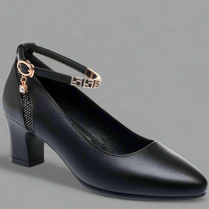 Zymara | Pumps in Premium Patent Leather for Your Office Style