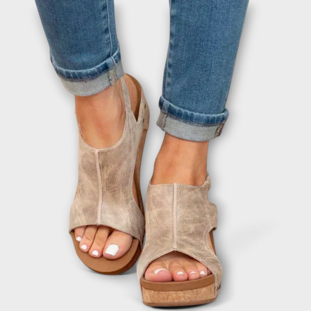 Lina – Orthopedic Wedge Shoes