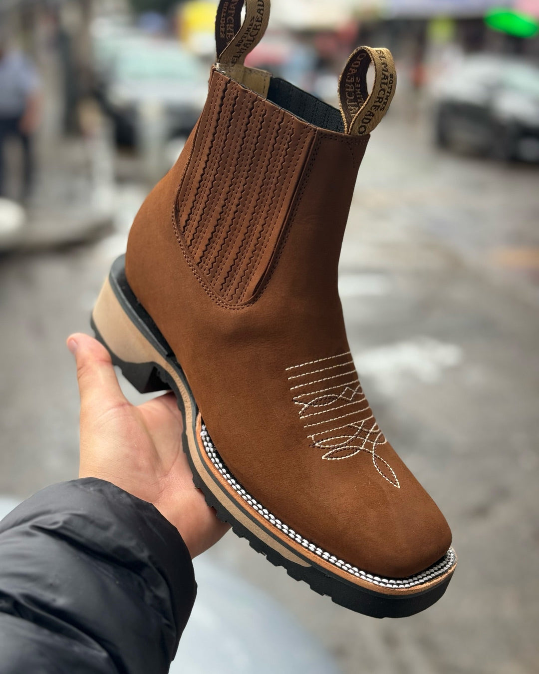Apolline – Timeless and Elegant Cowboy Boots