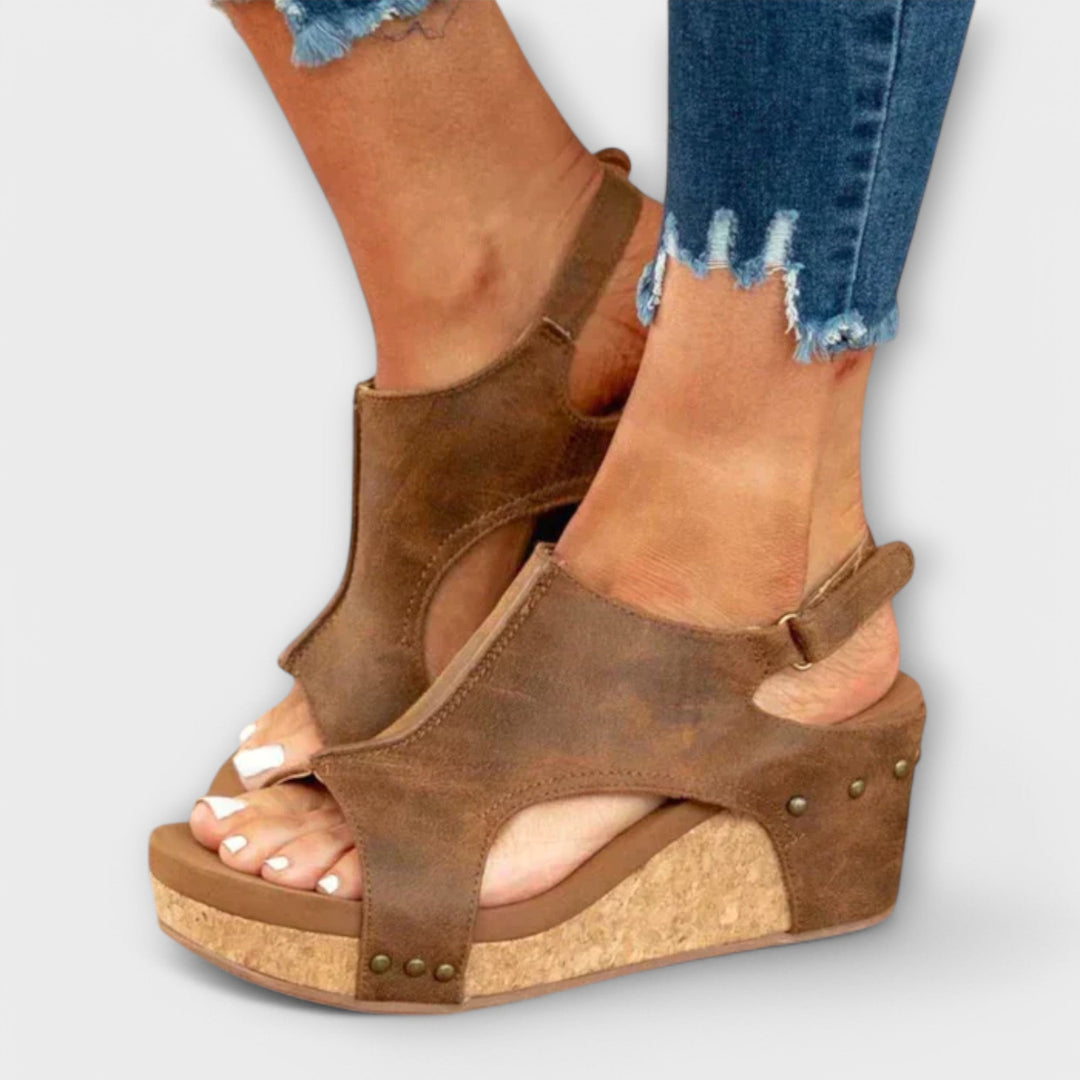 Lina – Orthopedic Wedge Shoes