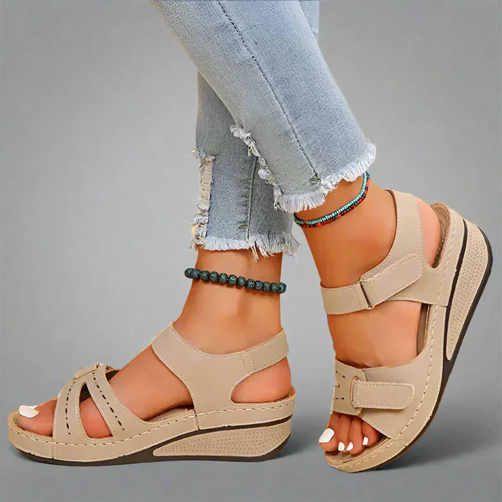 Benigna | Comfortable Sandals for Pain-Free Steps