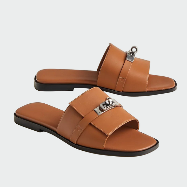 Zyli | Sandals with Buckle