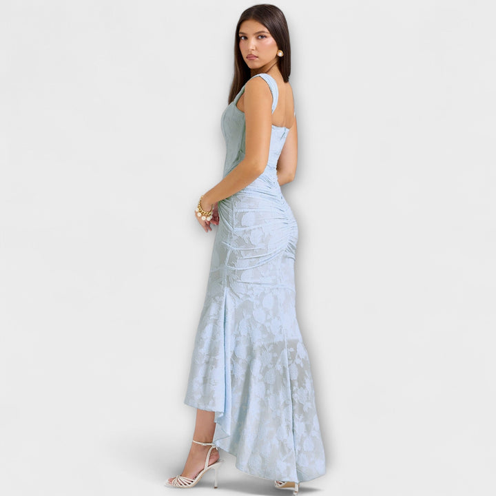 Renske – Long Dress with Elegant and Refined Corset