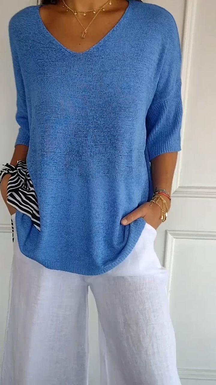 Anna - Knitted top with V-neck