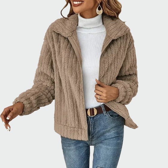 Joana - Elegant Fur Jacket