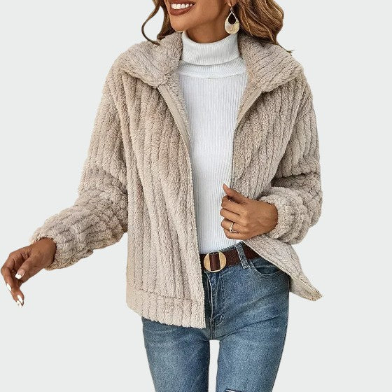 Joana - Elegant Fur Jacket
